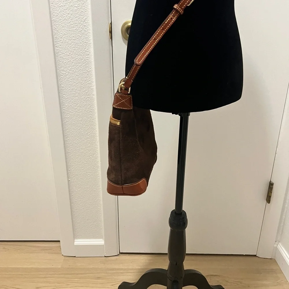 Dooney & Bourke Brown Suede Crossbody Bag – Like New